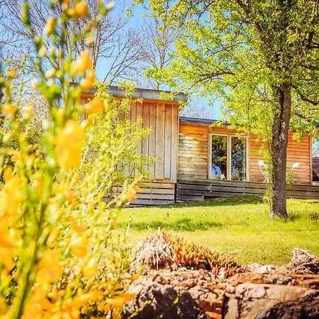 Hotel Les Volca'lodges De Tournebise